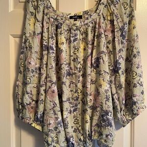 Angels Floral Print Women's Blouse - in green, blue ans mauve